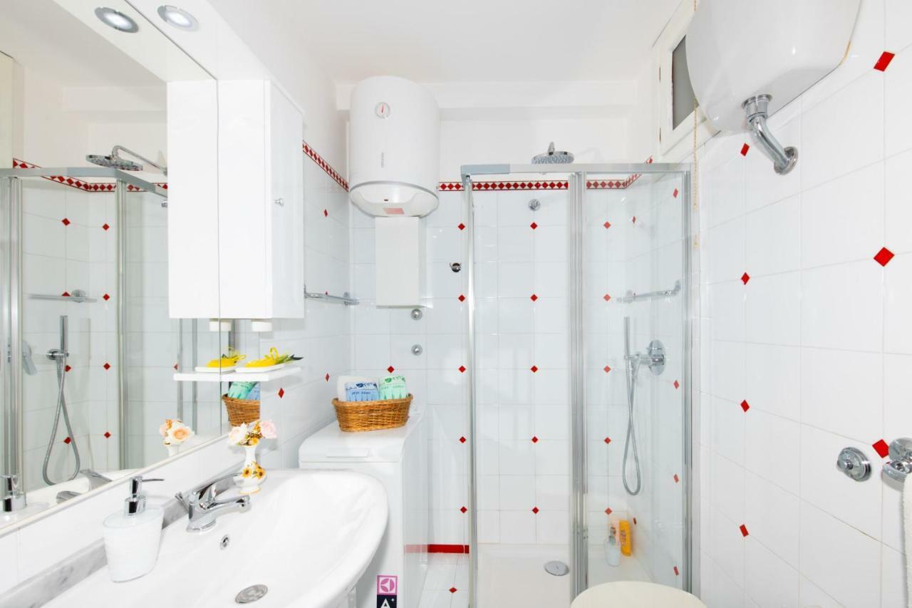 Blue Line House Positano Appartement Buitenkant foto