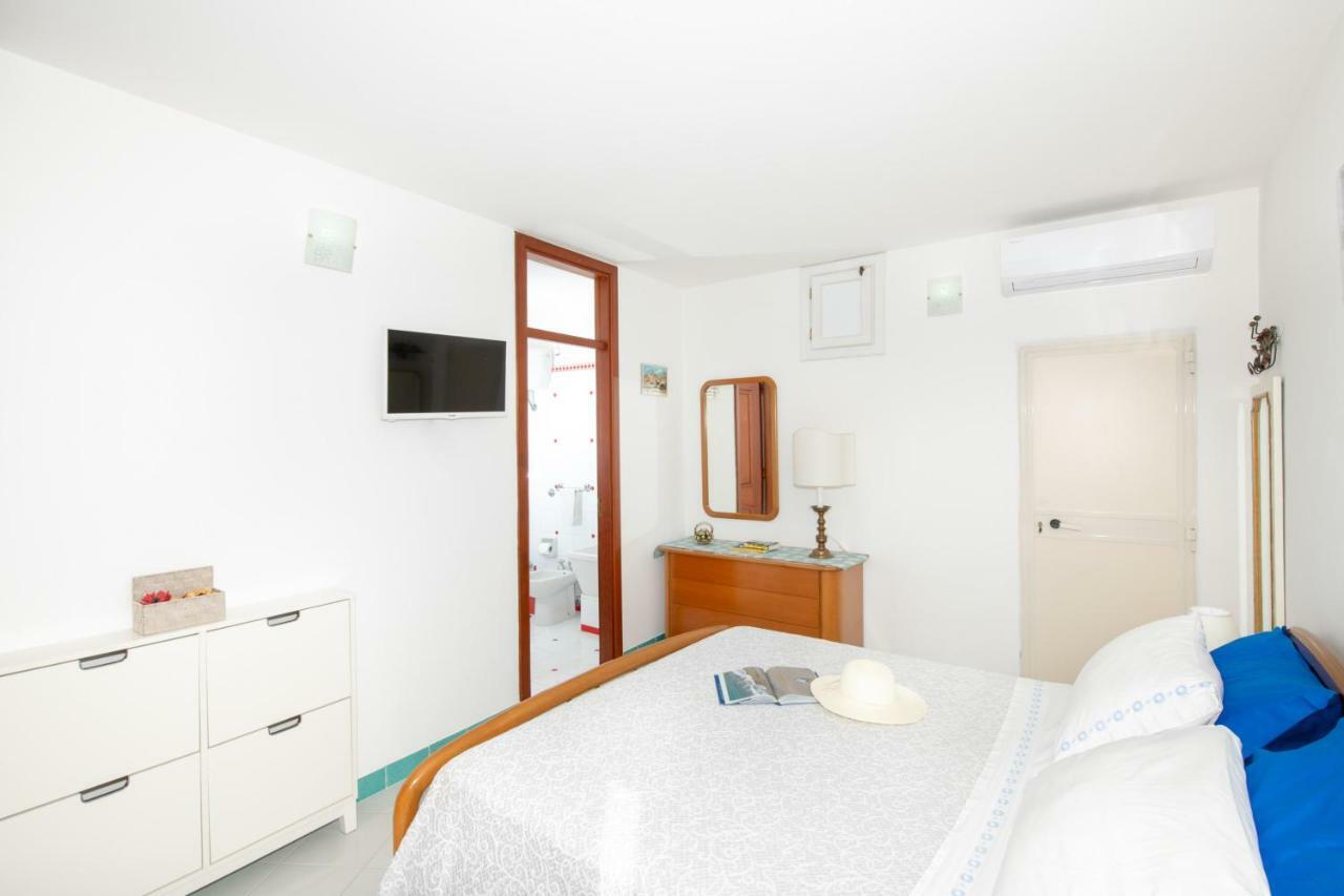 Blue Line House Positano Appartement Buitenkant foto